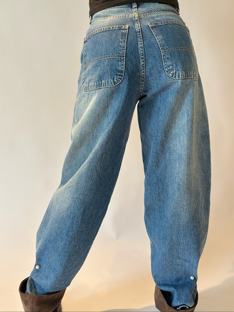 The Lizzy Semi-Barrel Denim in Ocean Blue