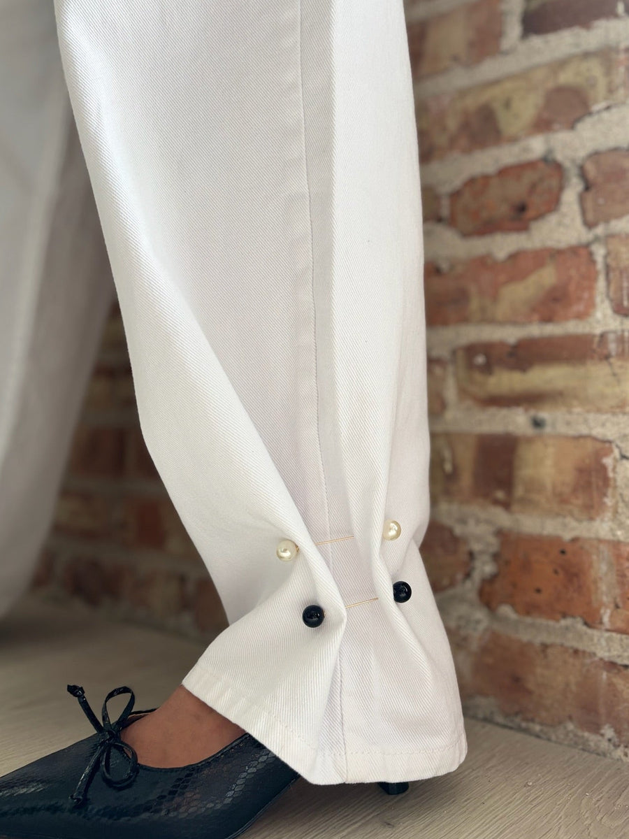 The Lizzy Semi-Barrel Denim in White