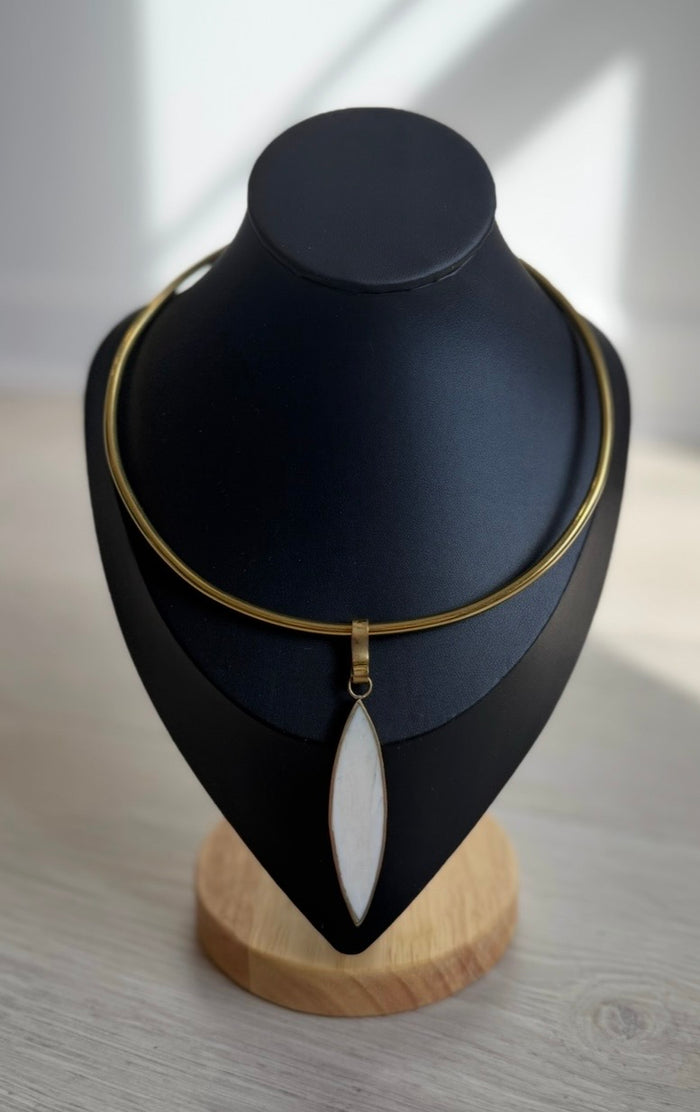 The Ivory Pendant Necklace